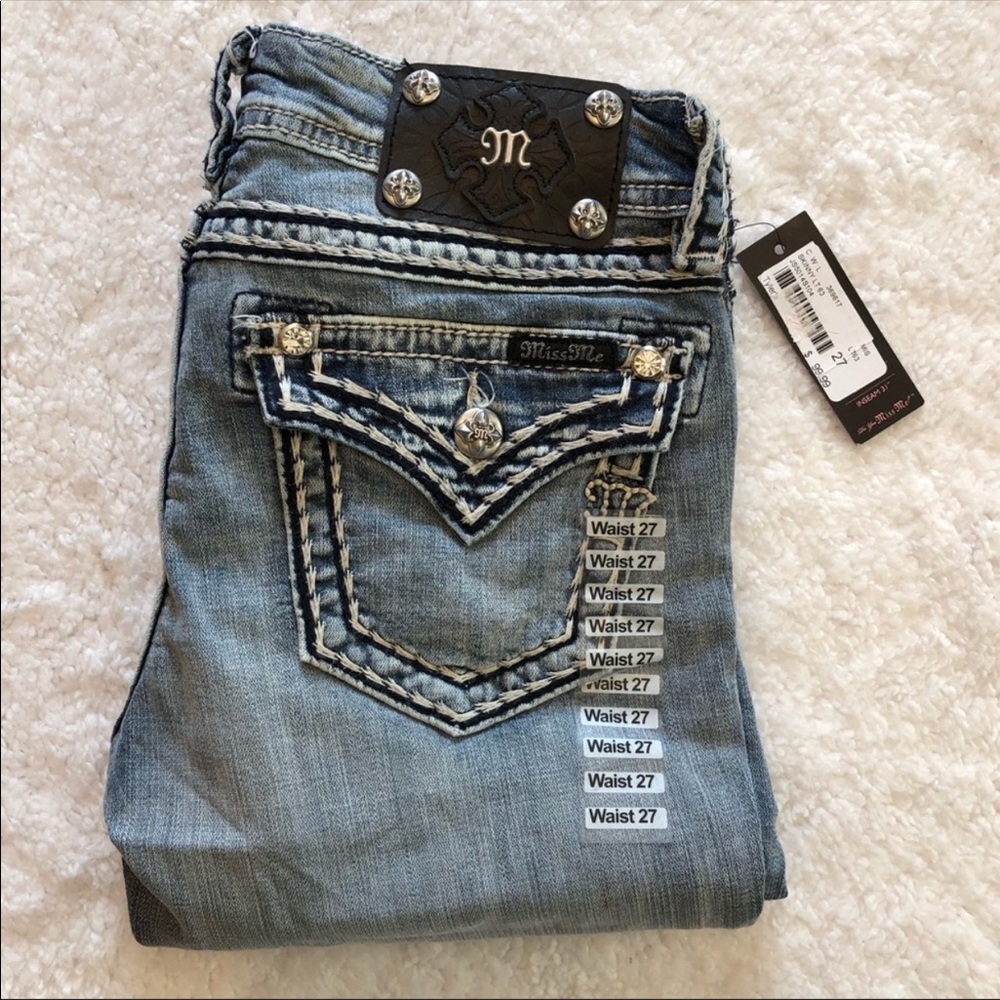 ‼️SALE‼️ Miss Me 27/32 Stone Wash Skinny